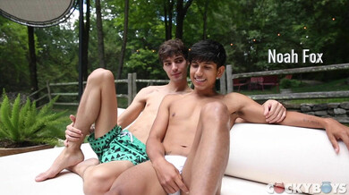 Sexe sur transat - Jacob Acosta & Noah Fox