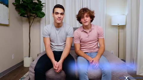 Blake Wilder prête sa grosse queue au cul de Sebastian Sky