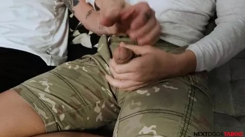 Cuarentena con mi hermanastro