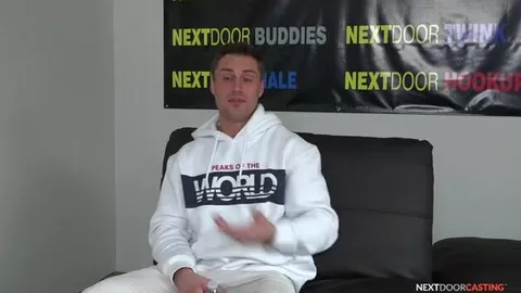 Provino: Damien White