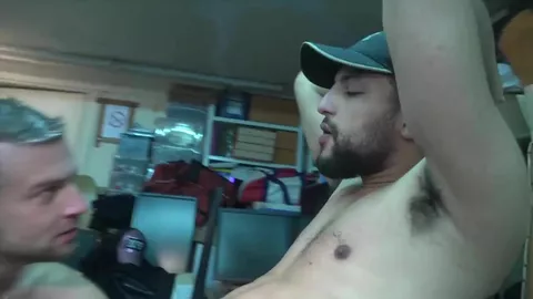 Bon zob d’Arabe à lustrer