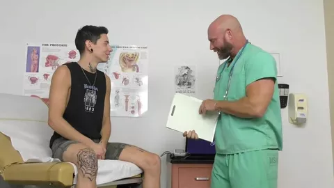 Dr Knox & Jayden Pierce – Comido pelo médico