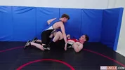Combate de lucha: anal para el perdedor – Jay Tee & Eric