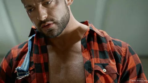 Il prigioniero aveva il culo in fiamme