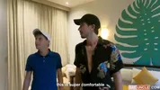 Première expérience d'un jeune bi TTBM - Octavio , Lucca , Ragel Cancun