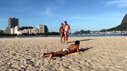 Christian, Travis & Eduardo – Strand-Schlampen