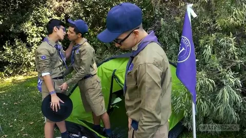 Helix Latin Camp – Parte 4 – O acampamento dos segredos – Felix Harris, Antu Burghos, Vincent Landi