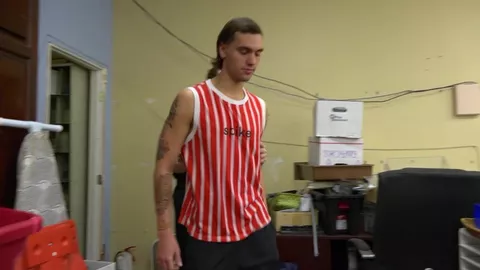 O segurança come meu cu – Zach Murphy & Jack Hunter