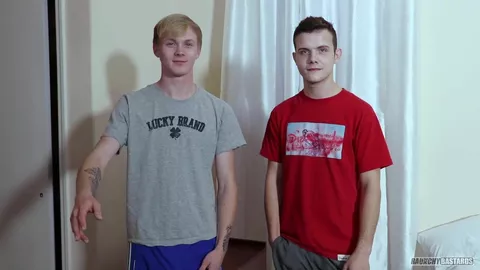 Joven gay4pay – Dallas Ari y Logan Briggs