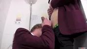 Baisé dans les toilettes du lycée - Kyle Wilkinson, Kai Alexander