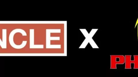 Micah Andrews quiere lamer toda la leche de su amante