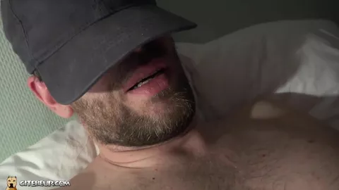 Domijuteur baise son soumis