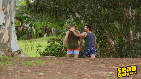 Justin & Brysen – Bareback