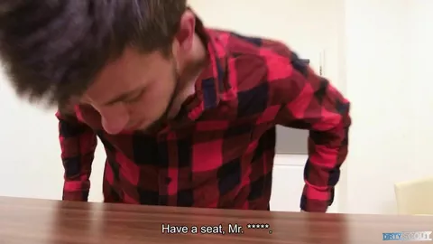 Sofá de casting gay