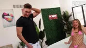 Bello Brent Savage tira fuori il cazzo per la sexy Enola Blaze