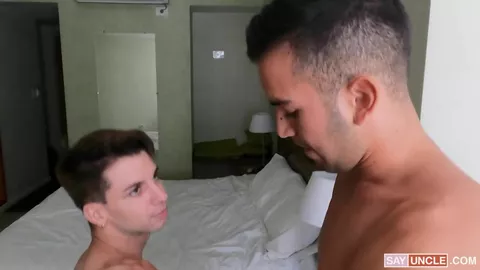 Ein heißes Treffen am Straßenrand