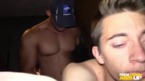 Klepto-Cumdump (bareback)