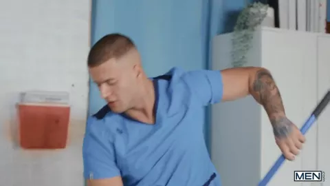 Sexo no pronto-socorro! – Benjamin Blue & Clark Delgaty