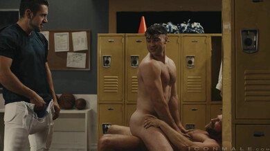 Discussion très privée dans les vestiaires – Dante Colle, Michael Boston, Killian Knox