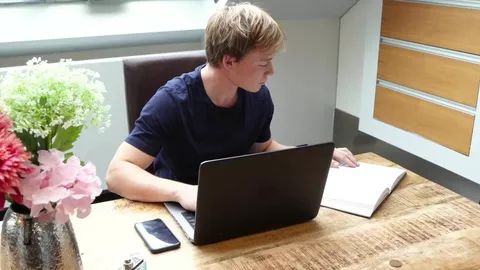 Genug gelernt — David Kelly & Andrei Breeze