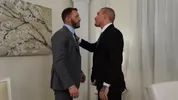 Isaac X & Adam Gray verhandeln einen Flip-Fuck
