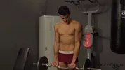 Guapete pajeado en el gym
