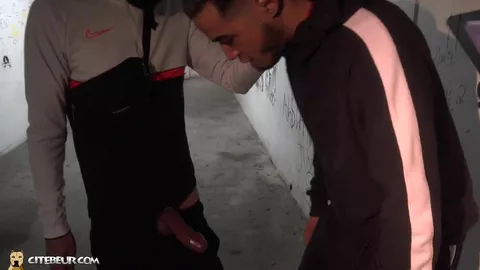 Kad el jefe se carga a su colega árabe – Parte 1