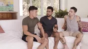 Oliver Hunt soddisfa Igor Lucios e Rodrigo Amor