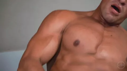 Nickolay fickt Ilgiz