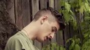 Grosse bite de soldat dans son cul serré – Charlie Keller & Jaro Stone