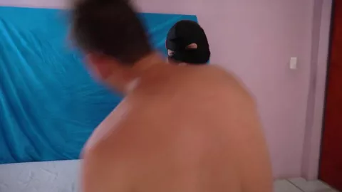 3 machos jóvenes calientes – Street Pup, Cam K Anderson y Diezelboy