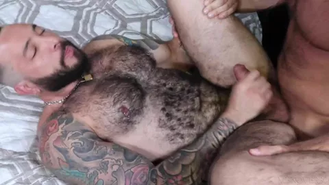 Jack Andy, Julian Torres – Breed Me & Feed Me (Bareback)