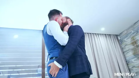 Un probador bien jugoso — Franky Fox y Logan Moore