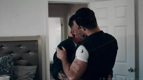 Tout ce que tu veux avec mon cul — Lucas Leon & Vince Parker