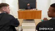 Le prof est un chaud lapin — Adrian Hart, Dominic Pacifico, Zak Bishop