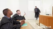 Le prof est un chaud lapin — Adrian Hart, Dominic Pacifico, Zak Bishop