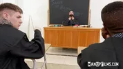 Le prof est un chaud lapin — Adrian Hart, Dominic Pacifico, Zak Bishop