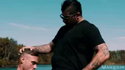 Ejercicio militar — Manuel Skye y Ryan Bones