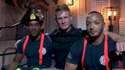 Roman Eros aspergé de sperme dans un fantasme de pompiers sexy