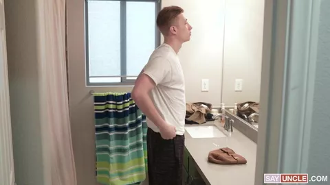 Plan sexe entre JH hétéros au dortoir — Cole Church & Andrew Powers