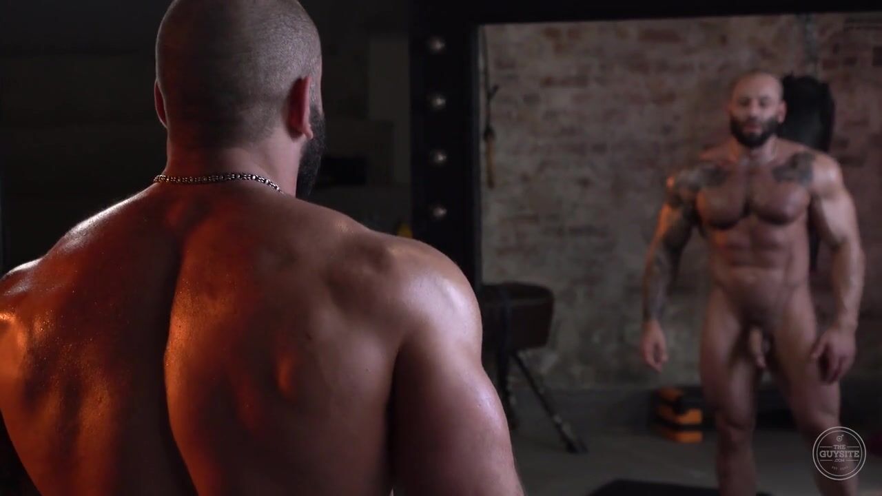 Adrenalin - Russian Nude BodyBuilder — Free Gay porn - VideosXGays.com