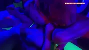 Geburtstagsabend im Club endet in einer riesigen Orgie – Teil 2