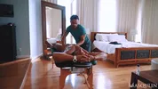 Intensive & tiefe Massage — Darenger McCarthy & James Fox
