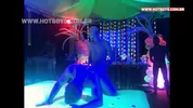 Soirée d’anniversaire en boîte — Orgie géante — Partie 1