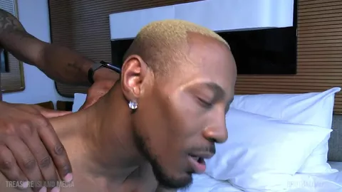 Inzuppato di sperma — The Nude Botanist & Shay Frenzy