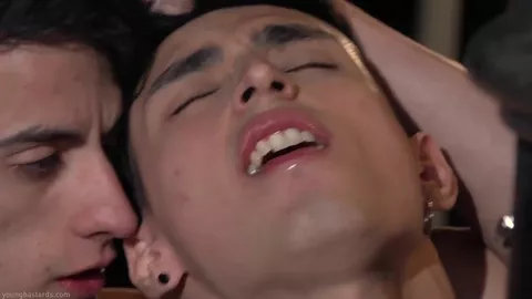 Joven potro preñado dos veces — Sly Conan, Mark Wolf y Sonny Davon