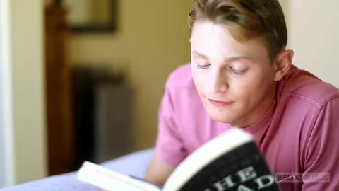 The Lake House Arizona — 1. Piacere di conoscerti – Garrett Kinsley, Reece Jackson (bareback)