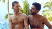 Ricky Hard & Nico Zetta en Flip-Fuck Bareback au bord de la piscine