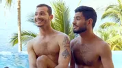 Ricky Hard & Nico Zetta en Flip-Fuck Bareback au bord de la piscine