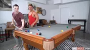 Défoncé sur la table de billard — Jax Thirio & Troye Jacobs